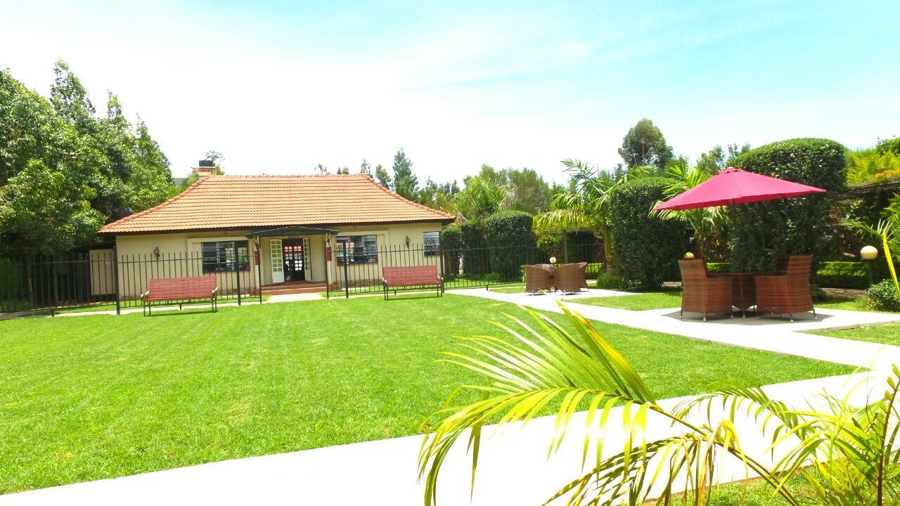 The Noble Hotel & Conference Centre Eldoret Exterior photo